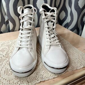 Alexander Wang White Leather Sneakers with Black Soles Womens Size 8